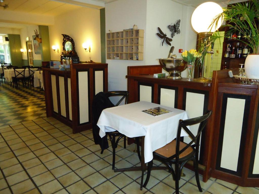 Hotel Boschlust Bergen Bagian luar foto
